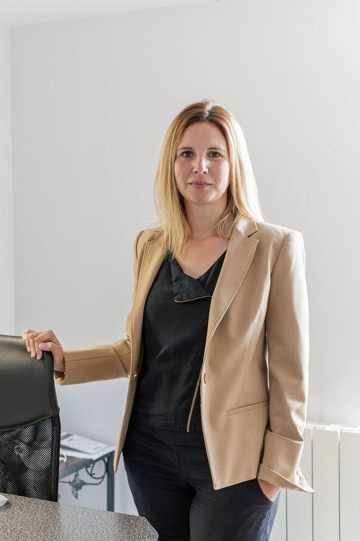 Virginie rocabruna conseillère Transaction immobilière Agente Commerciale chez CENTURY 21 Riquelme Immobilier Montauban 82000