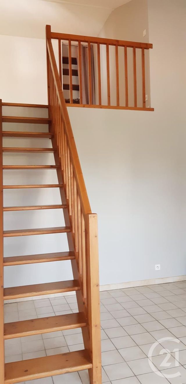 Appartement à louer - 2 pièces - 36.4 m2 - MONTAUBAN - 82 - MIDI-PYRENEES - Century 21 Riquelme Immobilier Appartement à louer - 2 pièces - 36.4 m2 - MONTAUBAN - 82 - MIDI-PYRENEES - Century 21 Riquelme Immobilier