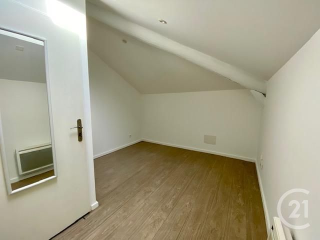 Appartement Duplex à louer - 3 pièces - 45.0 m2 - MONTAUBAN - 82 - MIDI-PYRENEES - Century 21 Riquelme Immobilier Appartement Duplex à louer - 3 pièces - 45.0 m2 - MONTAUBAN - 82 - MIDI-PYRENEES - Century 21 Riquelme Immobilier