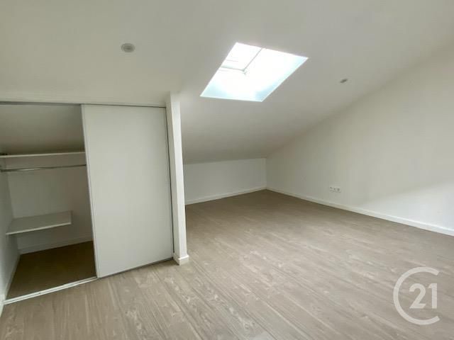 Appartement Duplex à louer - 3 pièces - 45.0 m2 - MONTAUBAN - 82 - MIDI-PYRENEES - Century 21 Riquelme Immobilier Appartement Duplex à louer - 3 pièces - 45.0 m2 - MONTAUBAN - 82 - MIDI-PYRENEES - Century 21 Riquelme Immobilier