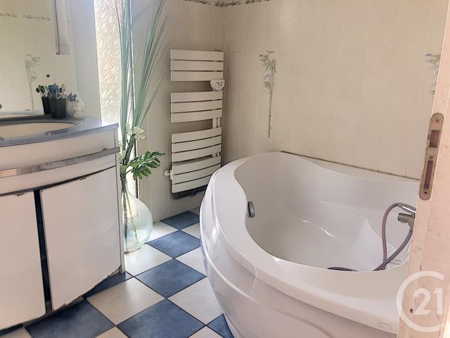 maison à vendre - 4 pièces - 143.4 m2 - MONTAUBAN - 82 - MIDI-PYRENEES - Century 21 Riquelme Immobilier maison à vendre - 4 pièces - 143.4 m2 - MONTAUBAN - 82 - MIDI-PYRENEES - Century 21 Riquelme Immobilier