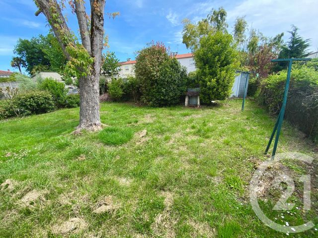 maison à vendre - 5 pièces - 95.0 m2 - MONTAUBAN - 82 - MIDI-PYRENEES - Century 21 Riquelme Immobilier maison à vendre - 5 pièces - 95.0 m2 - MONTAUBAN - 82 - MIDI-PYRENEES - Century 21 Riquelme Immobilier