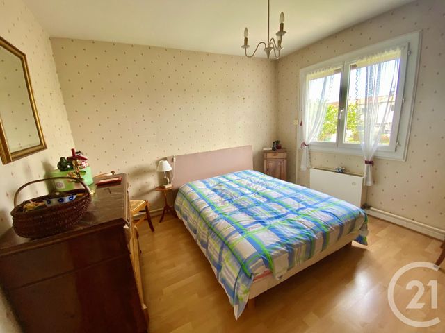 maison à vendre - 5 pièces - 95.0 m2 - MONTAUBAN - 82 - MIDI-PYRENEES - Century 21 Riquelme Immobilier maison à vendre - 5 pièces - 95.0 m2 - MONTAUBAN - 82 - MIDI-PYRENEES - Century 21 Riquelme Immobilier