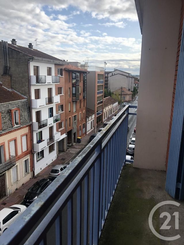 Appartement T3 à louer - 3 pièces - 62.39 m2 - MONTAUBAN - 82 - MIDI-PYRENEES - Century 21 Riquelme Immobilier Appartement T3 à louer - 3 pièces - 62.39 m2 - MONTAUBAN - 82 - MIDI-PYRENEES - Century 21 Riquelme Immobilier