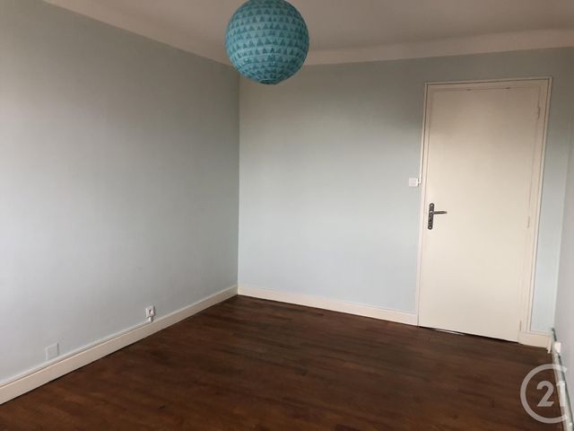Appartement T3 à louer - 3 pièces - 62.39 m2 - MONTAUBAN - 82 - MIDI-PYRENEES - Century 21 Riquelme Immobilier Appartement T3 à louer - 3 pièces - 62.39 m2 - MONTAUBAN - 82 - MIDI-PYRENEES - Century 21 Riquelme Immobilier