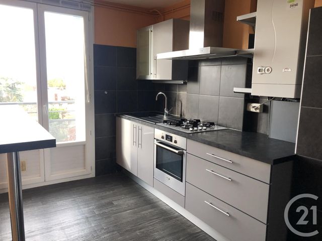 Appartement T3 à louer - 3 pièces - 62.39 m2 - MONTAUBAN - 82 - MIDI-PYRENEES - Century 21 Riquelme Immobilier Appartement T3 à louer - 3 pièces - 62.39 m2 - MONTAUBAN - 82 - MIDI-PYRENEES - Century 21 Riquelme Immobilier