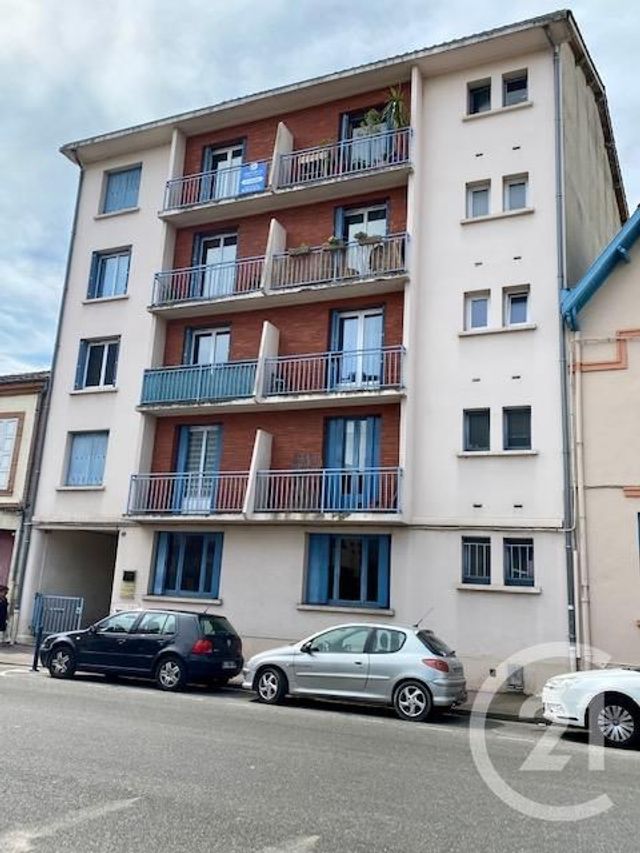 Appartement T3 à louer - 3 pièces - 62.39 m2 - MONTAUBAN - 82 - MIDI-PYRENEES - Century 21 Riquelme Immobilier Appartement T3 à louer - 3 pièces - 62.39 m2 - MONTAUBAN - 82 - MIDI-PYRENEES - Century 21 Riquelme Immobilier