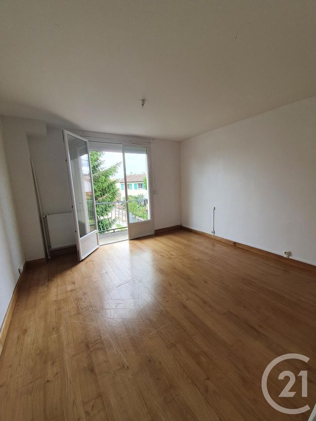 maison à vendre - 5 pièces - 106.0 m2 - MONTAUBAN - 82 - MIDI-PYRENEES - Century 21 Riquelme Immobilier maison à vendre - 5 pièces - 106.0 m2 - MONTAUBAN - 82 - MIDI-PYRENEES - Century 21 Riquelme Immobilier