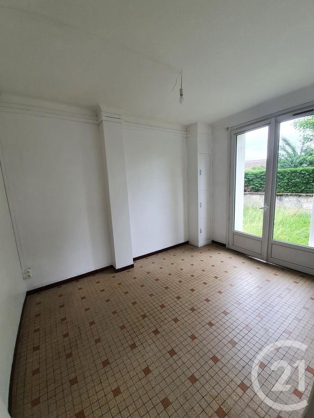 maison à vendre - 5 pièces - 106.0 m2 - MONTAUBAN - 82 - MIDI-PYRENEES - Century 21 Riquelme Immobilier maison à vendre - 5 pièces - 106.0 m2 - MONTAUBAN - 82 - MIDI-PYRENEES - Century 21 Riquelme Immobilier