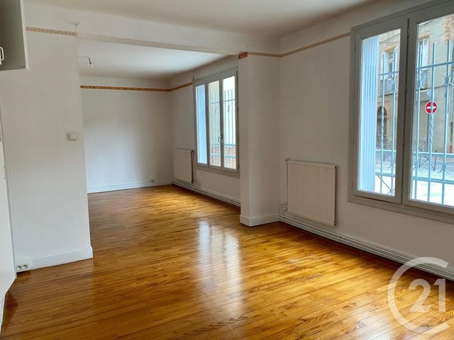 Appartement à louer - 3 pièces - 65.25 m2 - MONTAUBAN - 82 - MIDI-PYRENEES - Century 21 Riquelme Immobilier Appartement à louer - 3 pièces - 65.25 m2 - MONTAUBAN - 82 - MIDI-PYRENEES - Century 21 Riquelme Immobilier