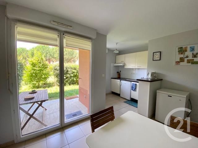 Afficher la photo en grand Appartement F2 à louer - 2 pièces - 41.04 m2 - MONTAUBAN - 82 - MIDI-PYRENEES - Century 21 Riquelme Immobilier