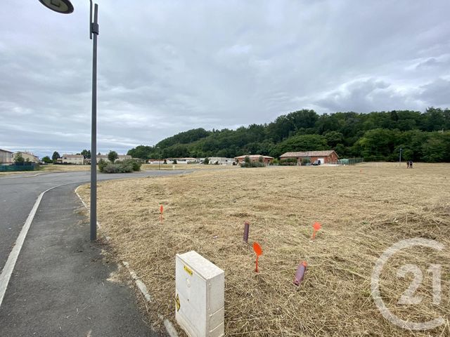 terrain à vendre - 617.0 m2 - MONTAUBAN - 82 - MIDI-PYRENEES - Century 21 Riquelme Immobilier