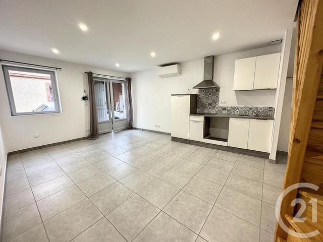 Appartement F2 à louer - 2 pièces - 42.55 m2 - BRESSOLS - 82 - MIDI-PYRENEES - Century 21 Riquelme Immobilier