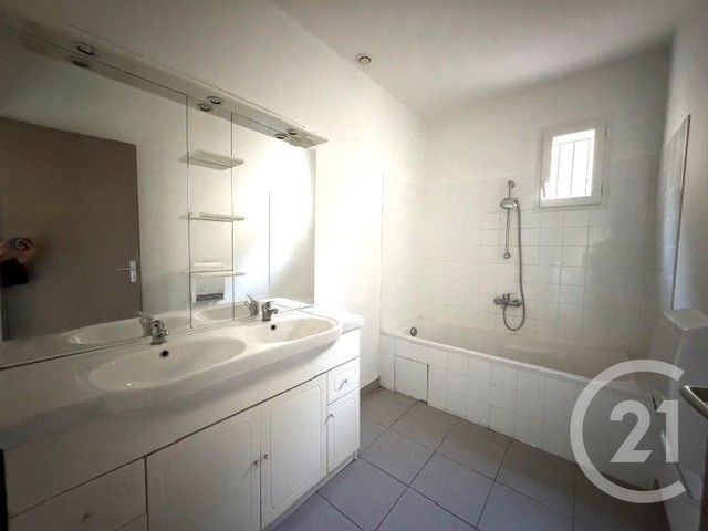 maison à louer - 3 pièces - 74.0 m2 - LABASTIDE ST PIERRE - 82 - MIDI-PYRENEES - Century 21 Riquelme Immobilier