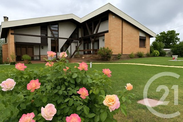 maison à vendre - 5 pièces - 155.08 m2 - LA VILLE DIEU DU TEMPLE - 82 - MIDI-PYRENEES - Century 21 Riquelme Immobilier