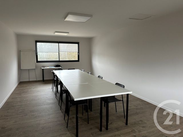 Afficher la photo en grand divers à vendre - 1145.0 m2 - BRESSOLS - 82 - MIDI-PYRENEES - Century 21 Riquelme Immobilier