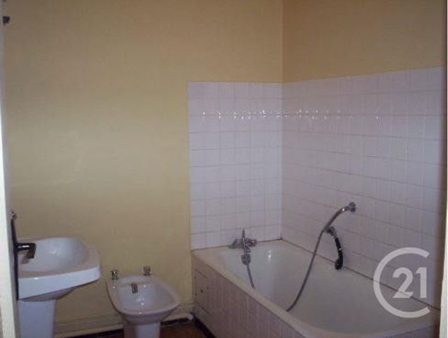 Appartement T3 à vendre - 3 pièces - 55.64 m2 - MONTAUBAN - 82 - MIDI-PYRENEES - Century 21 Riquelme Immobilier