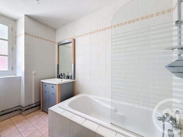 Appartement F4 à vendre - 4 pièces - 103.25 m2 - MONTAUBAN - 82 - MIDI-PYRENEES - Century 21 Riquelme Immobilier