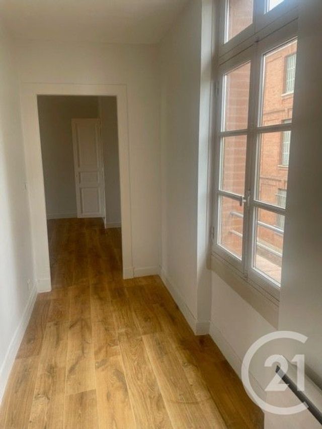 Appartement F3 à louer - 3 pièces - 60.92 m2 - MONTAUBAN - 82 - MIDI-PYRENEES - Century 21 Riquelme Immobilier