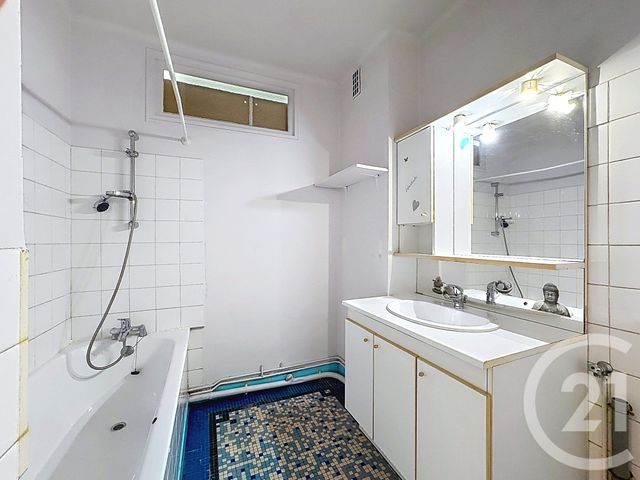 Appartement F3 à vendre - 3 pièces - 67.76 m2 - MONTAUBAN - 82 - MIDI-PYRENEES - Century 21 Riquelme Immobilier