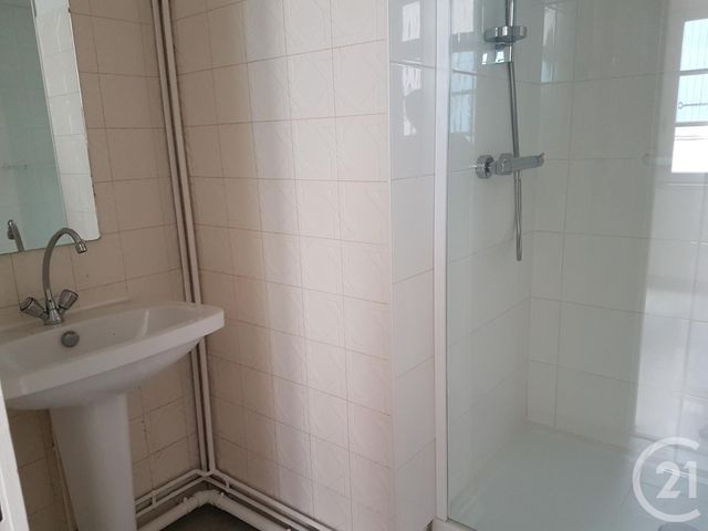 Appartement à louer - 4 pièces - 81.2 m2 - MONTAUBAN - 82 - MIDI-PYRENEES - Century 21 Riquelme Immobilier