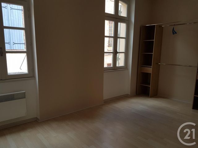 Appartement à louer - 4 pièces - 81.2 m2 - MONTAUBAN - 82 - MIDI-PYRENEES - Century 21 Riquelme Immobilier