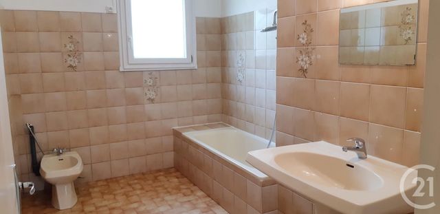 maison à louer - 4 pièces - 125.0 m2 - MONTBETON - 82 - MIDI-PYRENEES - Century 21 Riquelme Immobilier