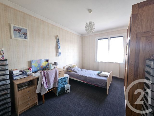 Appartement T4 à vendre - 4 pièces - 80.02 m2 - MONTAUBAN - 82 - MIDI-PYRENEES - Century 21 Riquelme Immobilier