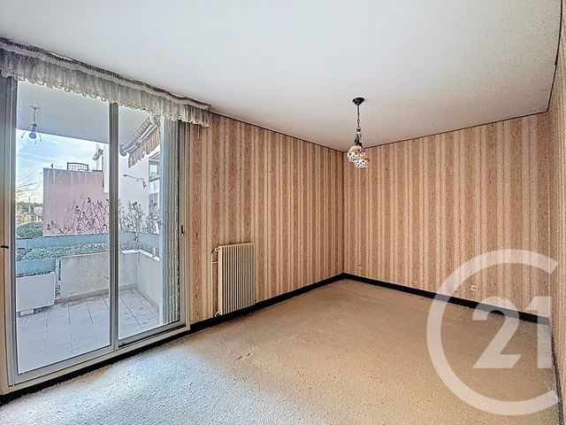 Appartement T5 à vendre - 5 pièces - 97.0 m2 - MONTAUBAN - 82 - MIDI-PYRENEES - Century 21 Riquelme Immobilier