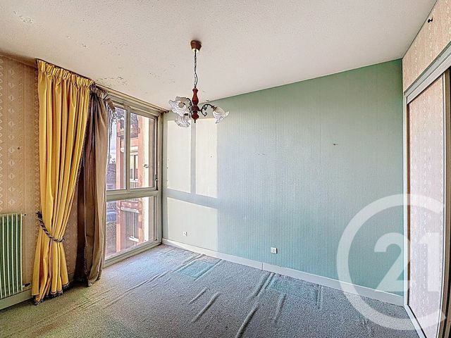 Appartement T5 à vendre - 5 pièces - 97.0 m2 - MONTAUBAN - 82 - MIDI-PYRENEES - Century 21 Riquelme Immobilier