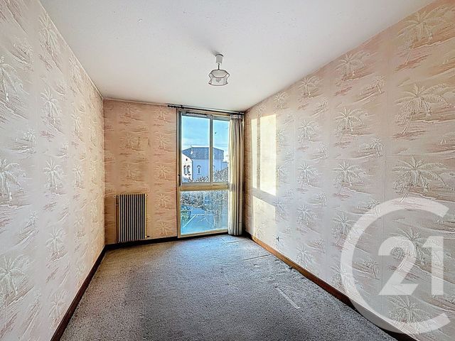 Appartement T5 à vendre - 5 pièces - 97.0 m2 - MONTAUBAN - 82 - MIDI-PYRENEES - Century 21 Riquelme Immobilier