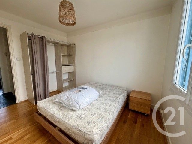 Appartement T3 à louer - 3 pièces - 62.39 m2 - MONTAUBAN - 82 - MIDI-PYRENEES - Century 21 Riquelme Immobilier