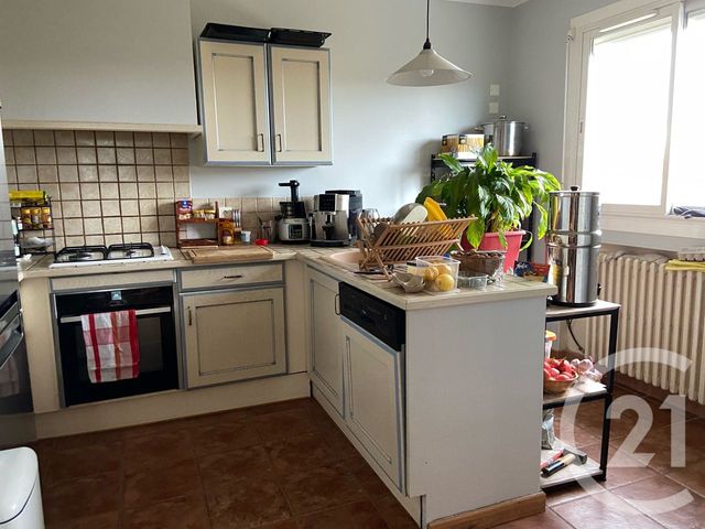 Appartement F4 à louer - 4 pièces - 91.7 m2 - MONTAUBAN - 82 - MIDI-PYRENEES - Century 21 Riquelme Immobilier