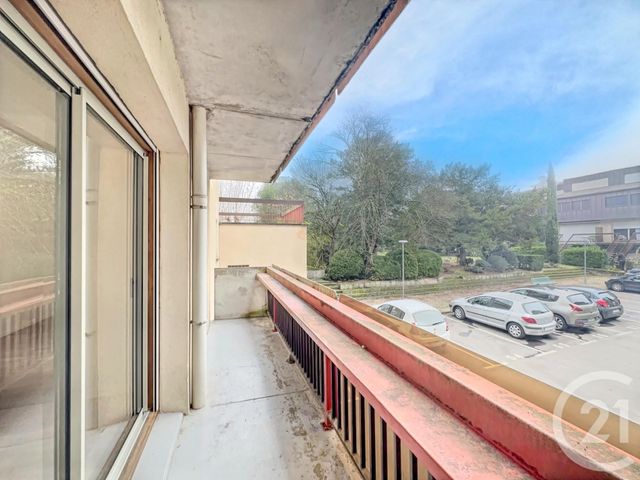 Appartement F2 à louer - 2 pièces - 45.1 m2 - MONTAUBAN - 82 - MIDI-PYRENEES - Century 21 Riquelme Immobilier