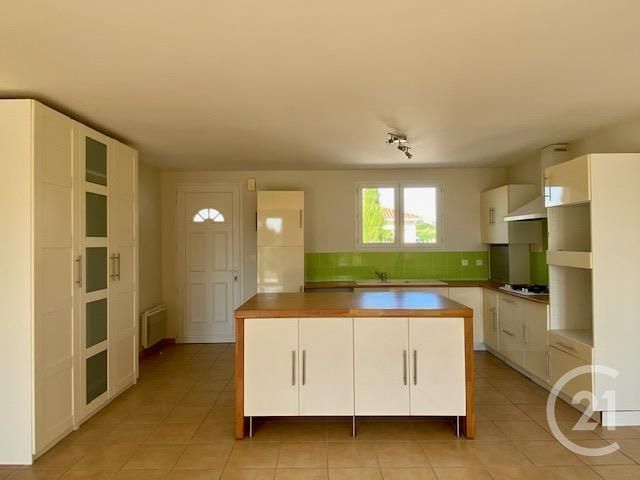 maison à louer - 4 pièces - 90.0 m2 - ST ETIENNE DE TULMONT - 82 - MIDI-PYRENEES - Century 21 Riquelme Immobilier