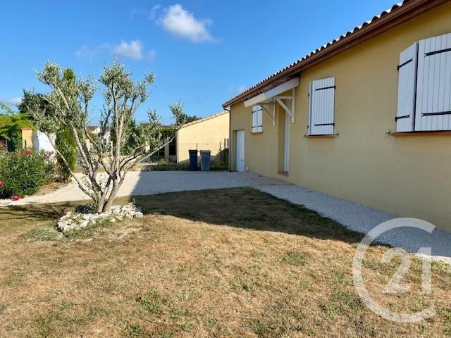 maison à louer - 4 pièces - 90.0 m2 - ST ETIENNE DE TULMONT - 82 - MIDI-PYRENEES - Century 21 Riquelme Immobilier