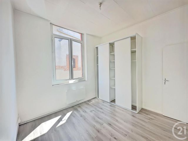 Appartement F3 à louer - 3 pièces - 70.5 m2 - LAFRANCAISE - 82 - MIDI-PYRENEES - Century 21 Riquelme Immobilier