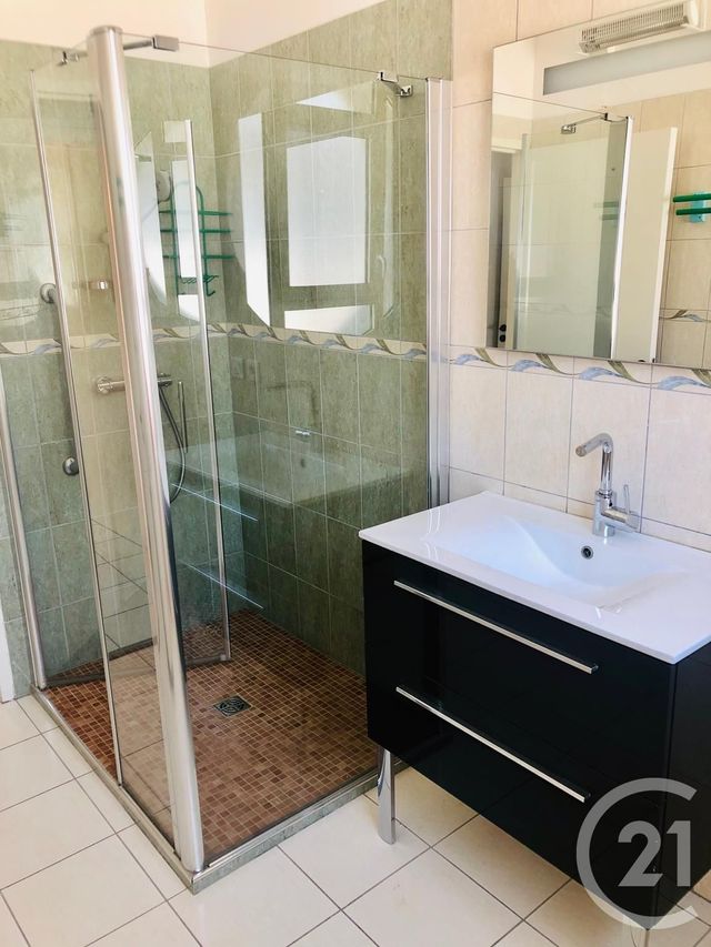 Appartement T3 à louer - 3 pièces - 74.17 m2 - MONTAUBAN - 82 - MIDI-PYRENEES - Century 21 Riquelme Immobilier