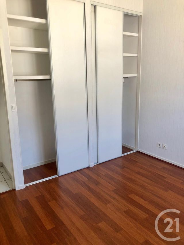 Appartement T3 à louer - 3 pièces - 74.17 m2 - MONTAUBAN - 82 - MIDI-PYRENEES - Century 21 Riquelme Immobilier