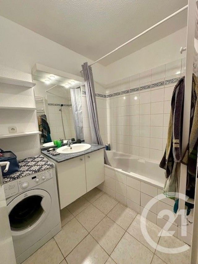 Appartement F2 à louer - 2 pièces - 45.0 m2 - MONTAUBAN - 82 - MIDI-PYRENEES - Century 21 Riquelme Immobilier