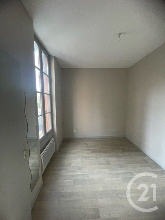 Appartement F3 à louer - 3 pièces - 58.34 m2 - MONTAUBAN - 82 - MIDI-PYRENEES - Century 21 Riquelme Immobilier