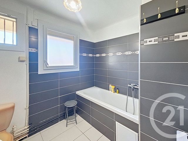 maison à vendre - 5 pièces - 123.0 m2 - MONTAUBAN - 82 - MIDI-PYRENEES - Century 21 Riquelme Immobilier