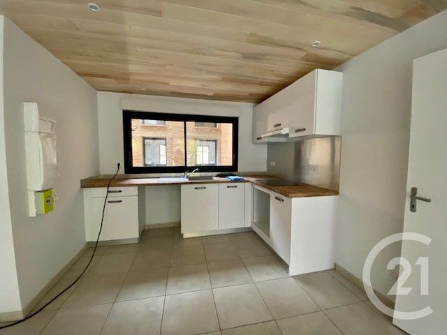 Appartement F3 bis à louer - 3 pièces - 80.9 m2 - VILLEBRUMIER - 82 - MIDI-PYRENEES - Century 21 Riquelme Immobilier