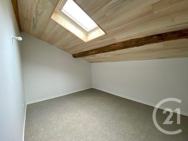 Appartement F3 bis à louer - 3 pièces - 80.9 m2 - VILLEBRUMIER - 82 - MIDI-PYRENEES - Century 21 Riquelme Immobilier