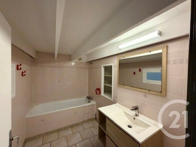 Appartement F2 bis à louer - 2 pièces - 66.0 m2 - MONTAUBAN - 82 - MIDI-PYRENEES - Century 21 Riquelme Immobilier