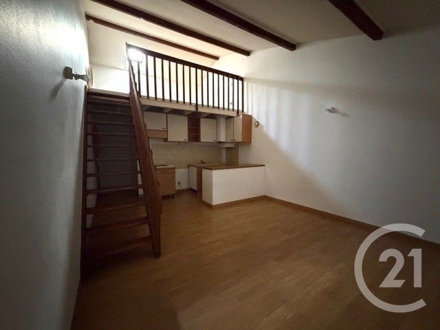 Appartement T1 à louer - 2 pièces - 35.68 m2 - BRESSOLS - 82 - MIDI-PYRENEES - Century 21 Riquelme Immobilier