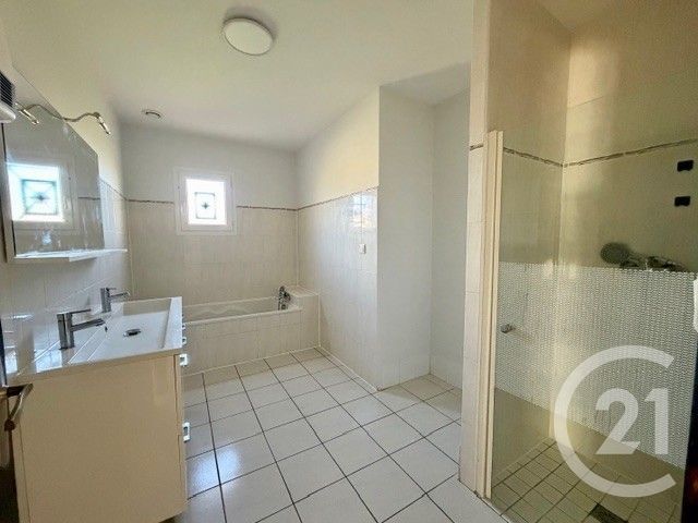 maison à louer - 4 pièces - 102.05 m2 - BRESSOLS - 82 - MIDI-PYRENEES - Century 21 Riquelme Immobilier