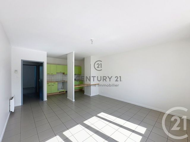 Appartement F3 à louer - 3 pièces - 62.0 m2 - LAFRANCAISE - 82 - MIDI-PYRENEES - Century 21 Riquelme Immobilier
