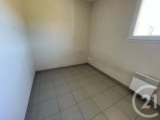 maison à louer - 4 pièces - 74.0 m2 - LABASTIDE ST PIERRE - 82 - MIDI-PYRENEES - Century 21 Riquelme Immobilier