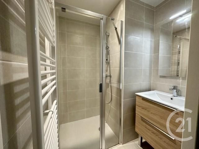 Appartement F3 à louer - 3 pièces - 61.65 m2 - VILLEBRUMIER - 82 - MIDI-PYRENEES - Century 21 Riquelme Immobilier